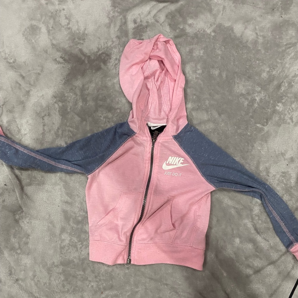 GUC Kids Girls youth Nike full zip jacket pink & Gray size 2T